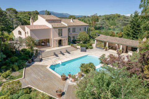 8 bedrooms Villa in Mougins, France No. 68070 2