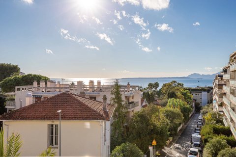 3 dormitorios Apartment en Antibes, France No. 67978 18