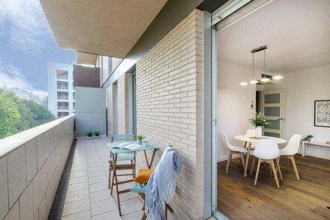 3 dormitorios Apartment en Barcelona, Spain No. 26299 2