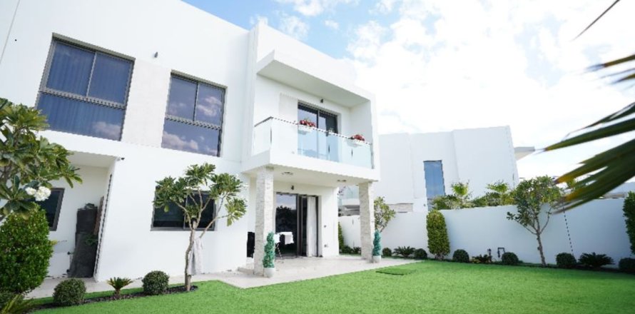 4 bedrooms Townhouse on the Yas Acres, UAE No. 7557