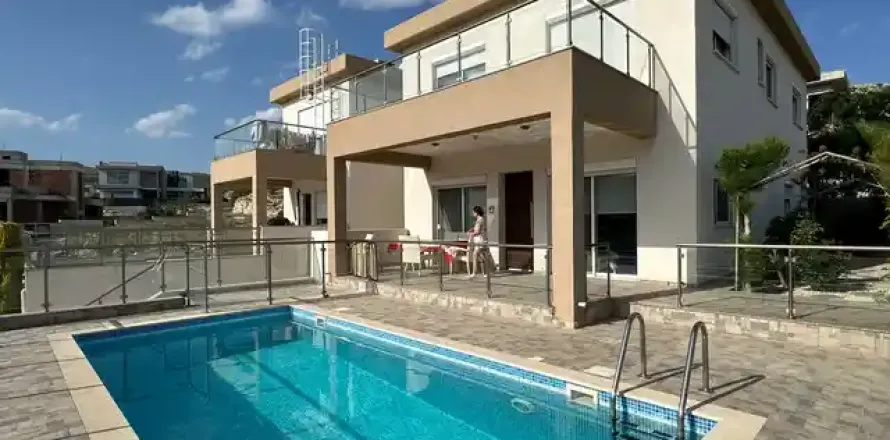 4 dormitorios House en Germasogeia, Cyprus No. 30363