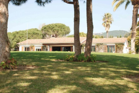 4 dormitorios House en Sant Vicenc De Montalt, Spain No. 25248 1