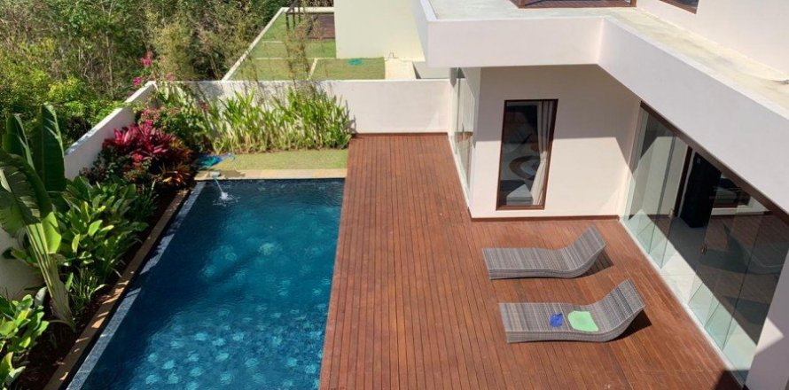 4 bedrooms Villa in Jimbaran, Indonesia No. 23080