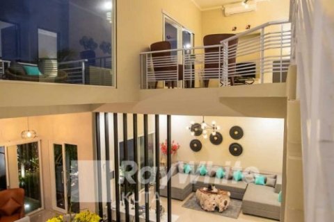 4 bedrooms Villa in Ungasan, Indonesia No. 23081 3