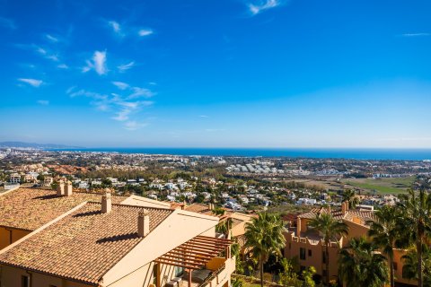 3 bedrooms Penthouse in Benahavis, Spain No. 27415 15