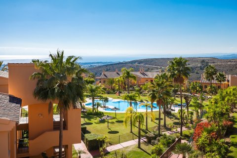 3 bedrooms Penthouse in Benahavis, Spain No. 27415 20