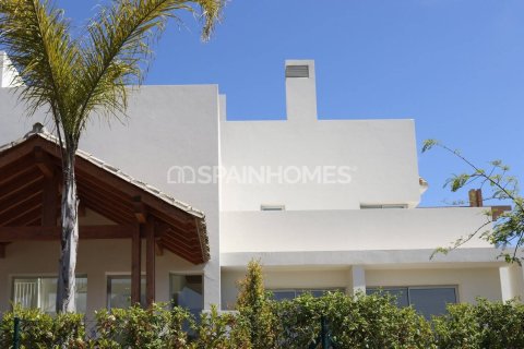 4 bedrooms Apartment in Benahavis, Spain No. 27459 12