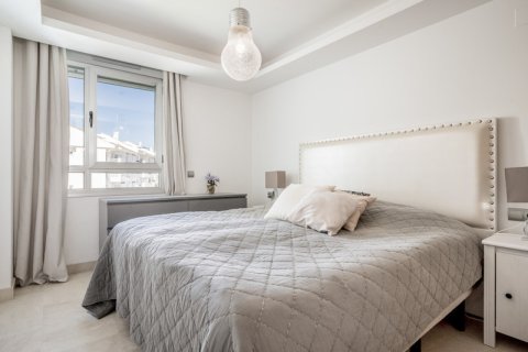 3 dormitorios Penthouse en Nueva Andalucía, Spain No. 27462 9