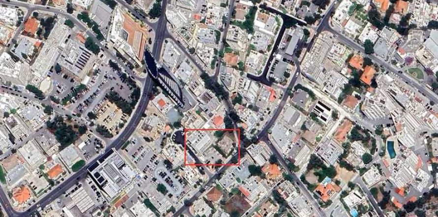 1032m² Land in Nicosia, Cyprus No. 64520