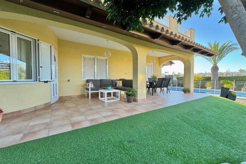 3 dormitorios Villa en Cabo Roig, Spain No. 27177 30