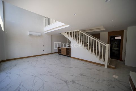 3+1 Villa in Kusadasi, Turkey No. 69793 15