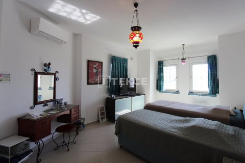 4+1 Villa in Bodrum, Turkey No. 69779 6