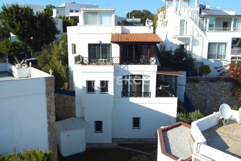 4+1 Villa in Bodrum, Turkey No. 69779 30