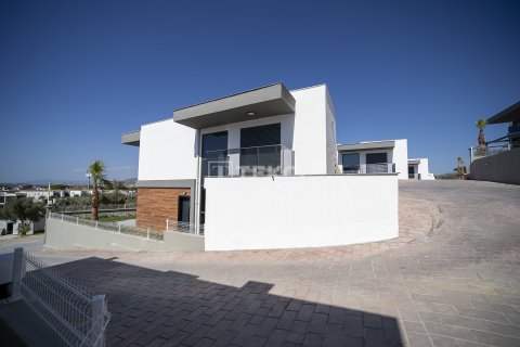 4+1 Villa in Kusadasi, Turkey No. 69796 9