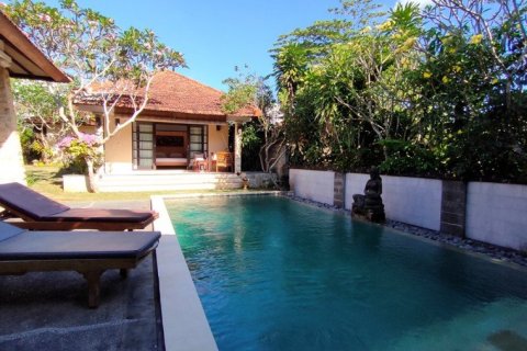 5 bedrooms Villa in Jimbaran, Indonesia No. 23066 3