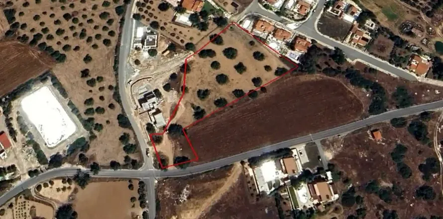 7693m² Land in Tala, Cyprus No. 35620