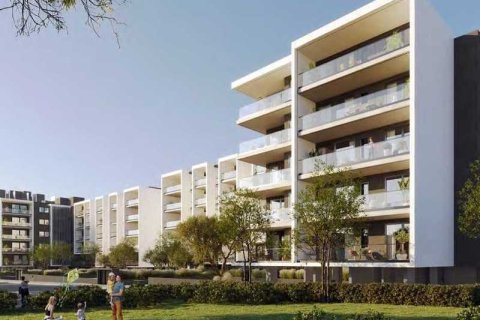 3 bedrooms Apartment in Limassol, Cyprus No. 34632 2