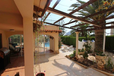 7 bedrooms Villa in Calpe, Spain No. 26162 3