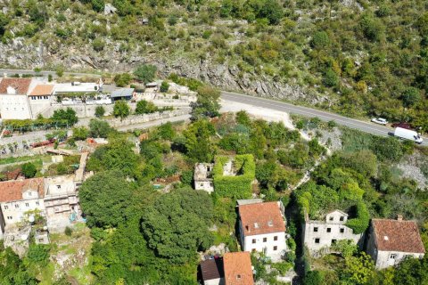 1070m² Land à Kotor, Montenegro No. 67021 3