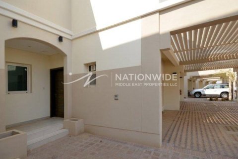 2 bedrooms Townhouse in Al Ghadeer, UAE No. 3710 8