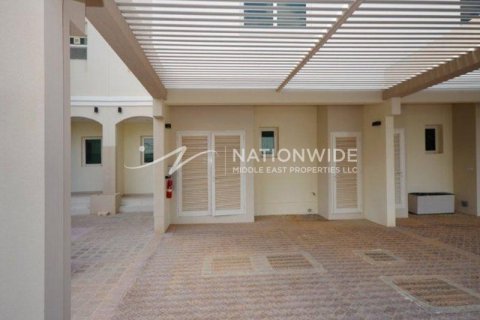 2 bedrooms Townhouse in Al Ghadeer, UAE No. 3710 12