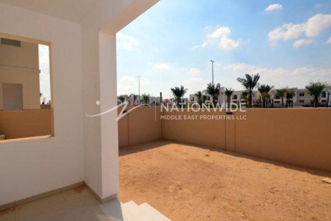 2 bedrooms Townhouse in Al Ghadeer, UAE No. 3710 6