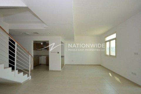 2 bedrooms Townhouse in Al Ghadeer, UAE No. 3710 3