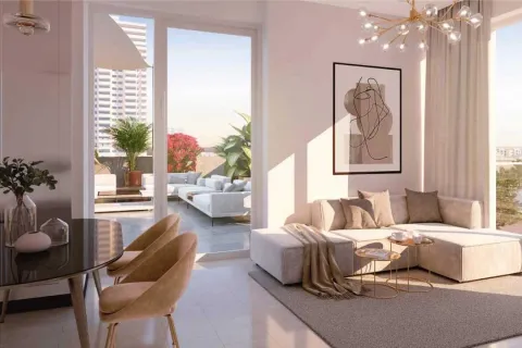 Studio Apartment in Dubai Studio City, UAE No. 5027 9