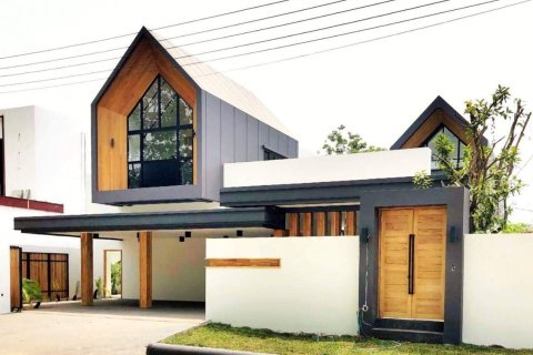 5 bedrooms House in Chiang Mai, Thailand No. 2501 5