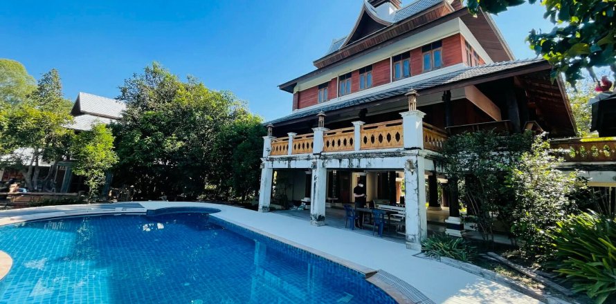 6 bedrooms House in Chiang Mai, Thailand No. 2497