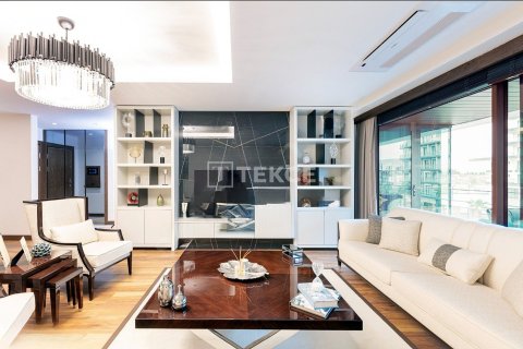 5+1 Apartment in Izmir, Turkey No. 17639 11