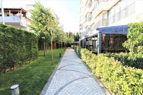 2+1 Apartment in Kartal, Turkey No. 17765 28