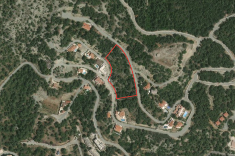 9100m² Land in Moniatis, Cyprus No. 42093 1