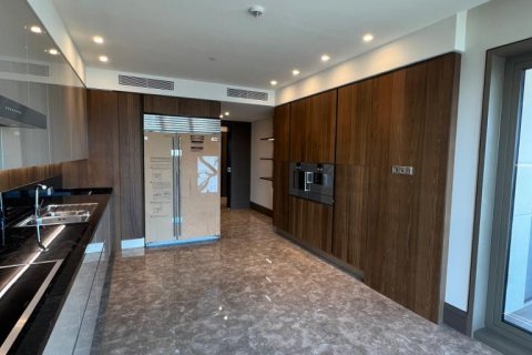 5+1 Apartment in Bakırköy, Turkey No. 14984 1