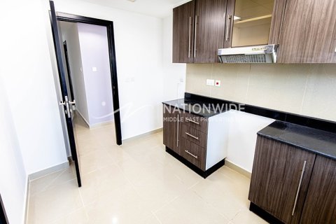 3 dormitorios Apartment en Al Reef, UAE No. 3845 6