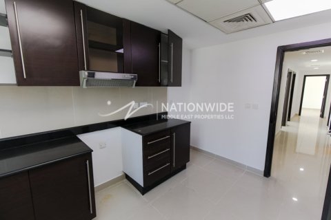 3 dormitorios Apartment en Al Reef, UAE No. 3848 11