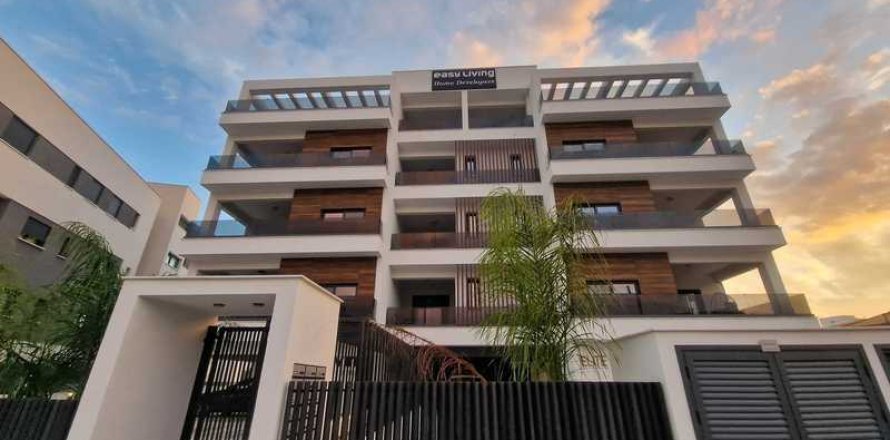 2 bedrooms Apartment in Mesa Geitonia, Cyprus No. 41285