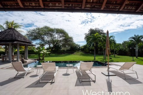 5 bedrooms Villa in Tamarin, Mauritius No. 53434 13