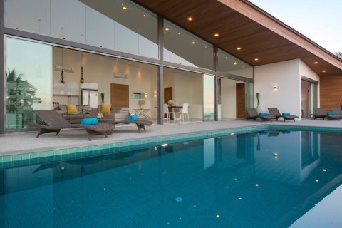 4 bedrooms Villa in Ko Samui, Thailand No. 253 23