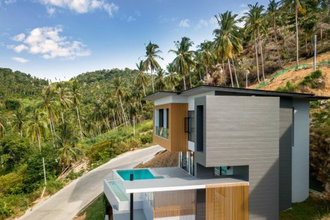 3 bedrooms Villa on the Chaweng Beach, Thailand No. 256 1