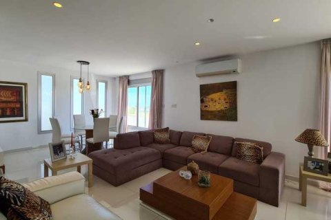 4 bedrooms Villa in Ypsonas, Cyprus No. 30844 3