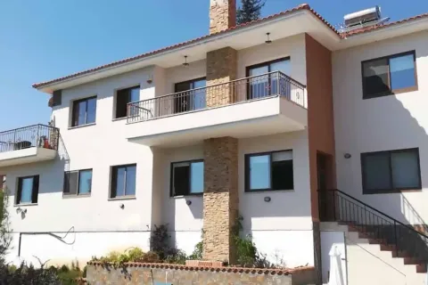 4 bedrooms House in Limassol, Cyprus No. 31241 1