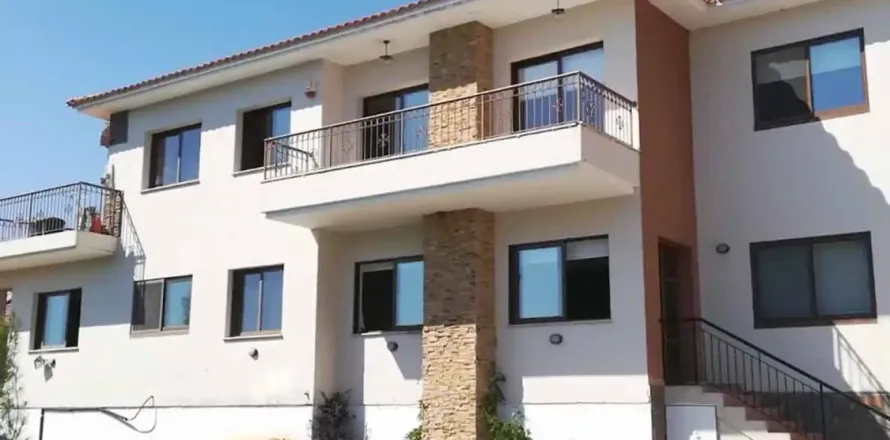 4 bedrooms House in Limassol, Cyprus No. 31241