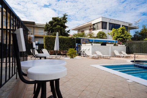 32 bedrooms Hotel in Central Macedonia, Greece No. 48488 3