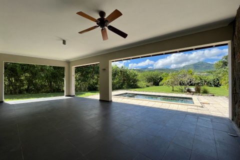 4 bedrooms Villa in Riviere Noire, Mauritius No. 60959 5