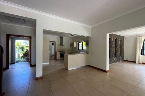 4 dormitorios Villa en Riviere Noire, Mauritius No. 60959 2