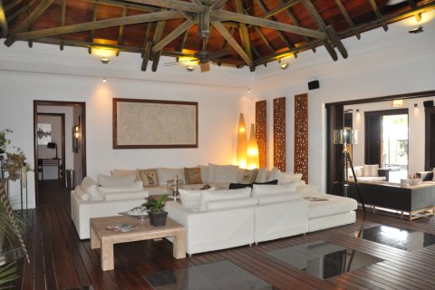 5 bedrooms Villa in Tamarin, Mauritius No. 60962 6