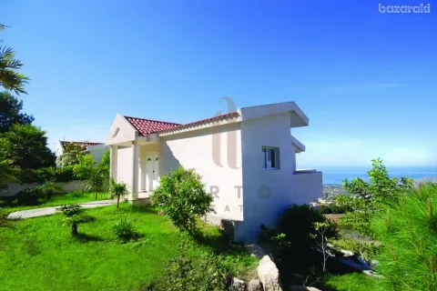 5 bedrooms Villa in Tala, Cyprus No. 63299 1