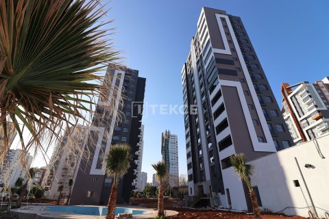 4+1 Apartment en Mezitli, Turkey No. 53754 7