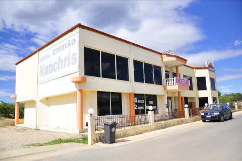 1250m² Business in Polygyros, Greece No. 60372 1